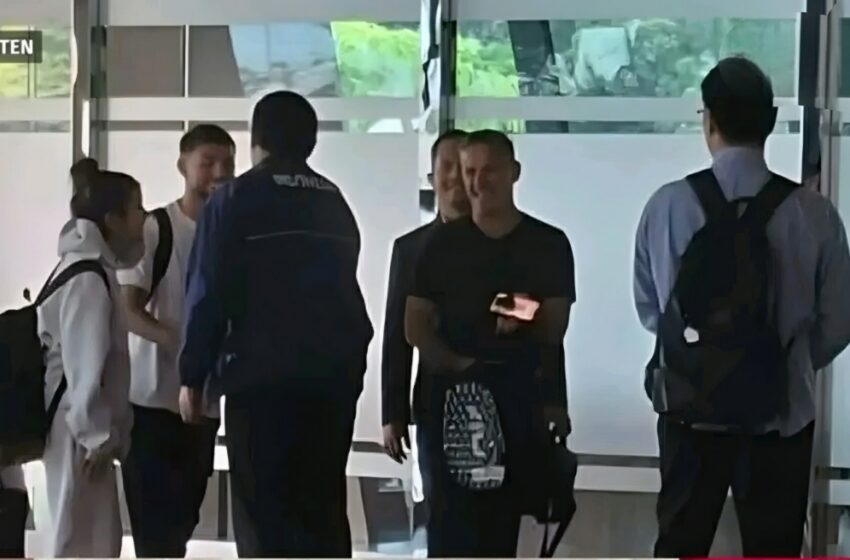  Pelatih Anyar John Herdman Mendarat di Jakarta Lewat Jalur VVIP Tanpa Sorot Kamera Dan Sambutan Suporter