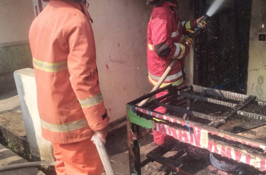  Tabung Gas Bocor,,,Satu Unit Kontrakan Terbakar !!!