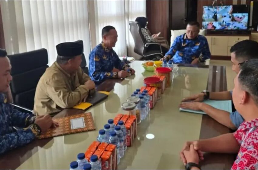  Tertib Administrasi Pertanahan, BPN Prabumulih Serahkan 8 Sertipikat Aset Pemkot