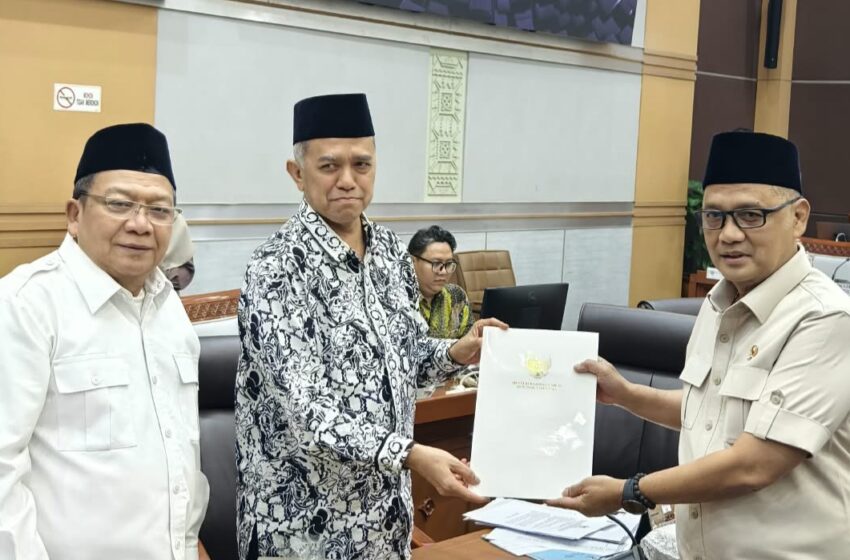  Menhaj Ke DPR: Biaya Haji 2027 Rp107.340.172, Skema Bayar 40:60