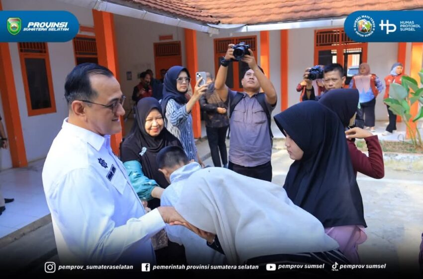  Sekda Sumsel Lepas 80 Siswa SRT 31 Palembang Menuju Sekolah Rakyat OKI