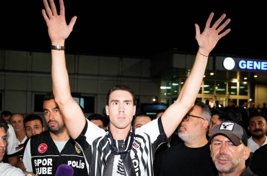  Dusan Vlahovic Merapat Ke Besiktas