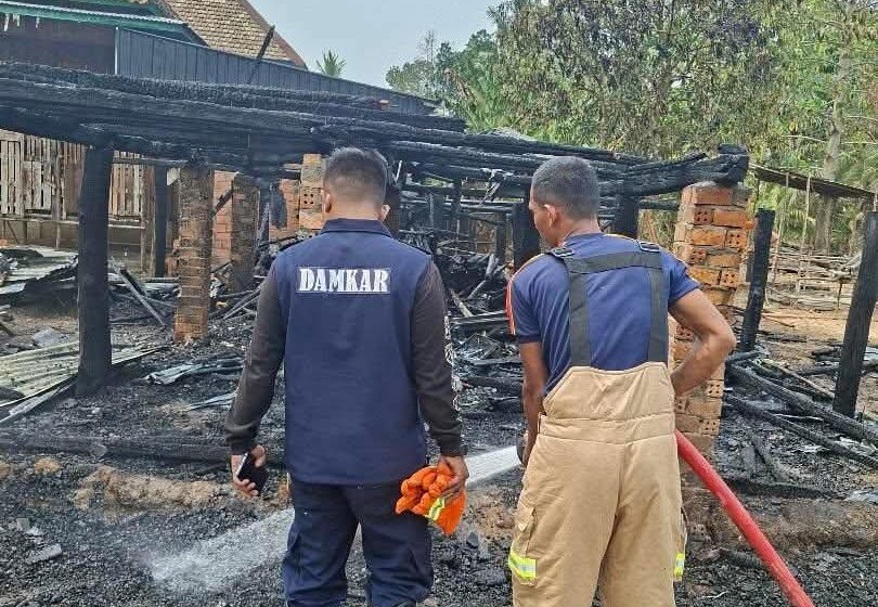 Ditinggal ke Kebun, Rumah Warga Talang Ubi PALI Terbakar