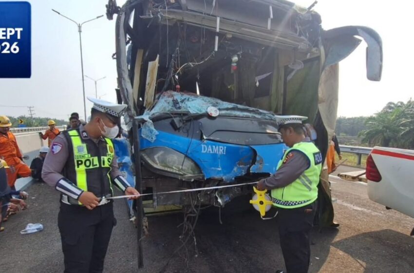  Kecelakaan Beruntun di Tol Palindra, 14 Orang Dilarikan ke Rumah Sakit
